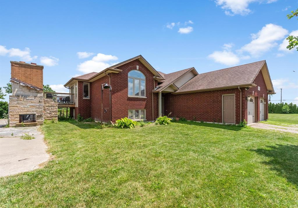 1578-gore-harrow-ontario-26020715
