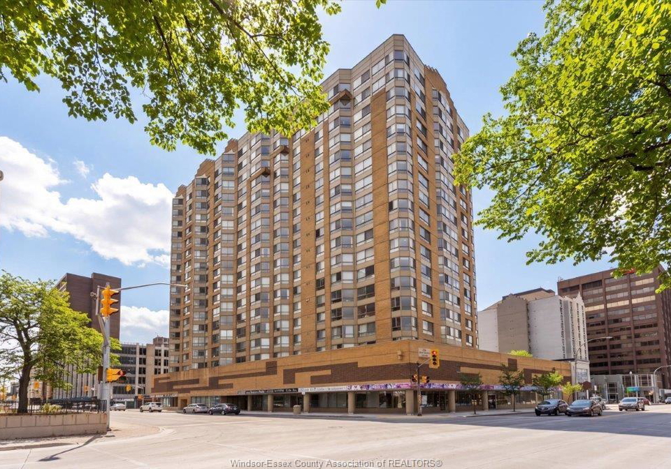 75-riverside-drive-windsor-ontario-26020718