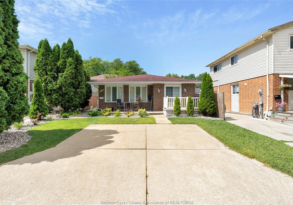 1273-aire-place-windsor-ontario-26020751