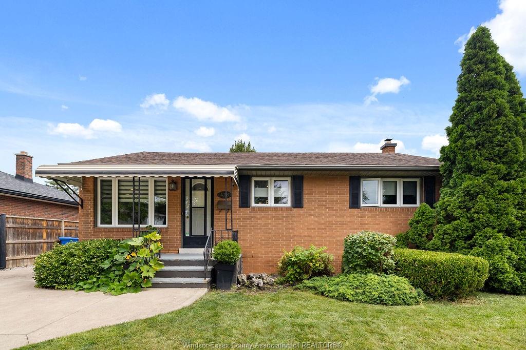 426-bertha-windsor-ontario-26020756