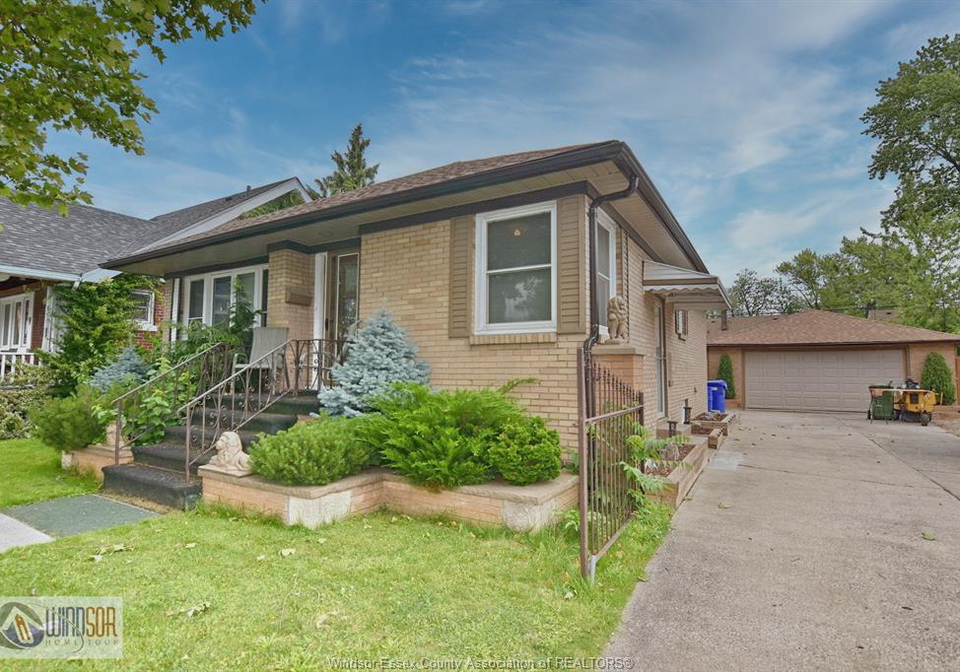 1534-pillette-road-windsor-ontario-26020758