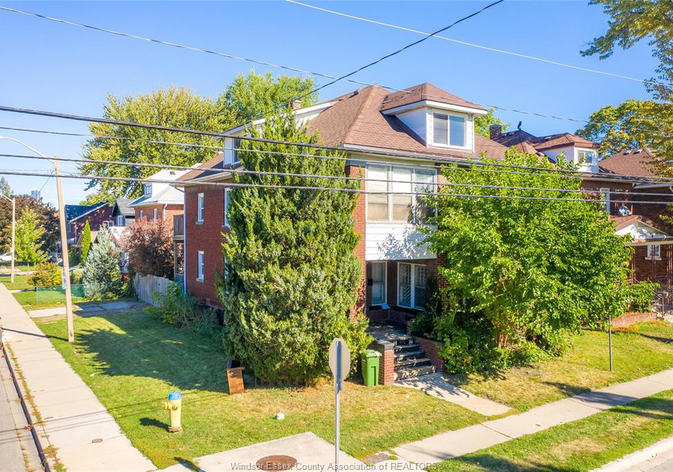 106-108-shepherd-street-east-windsor-ontario-26020762