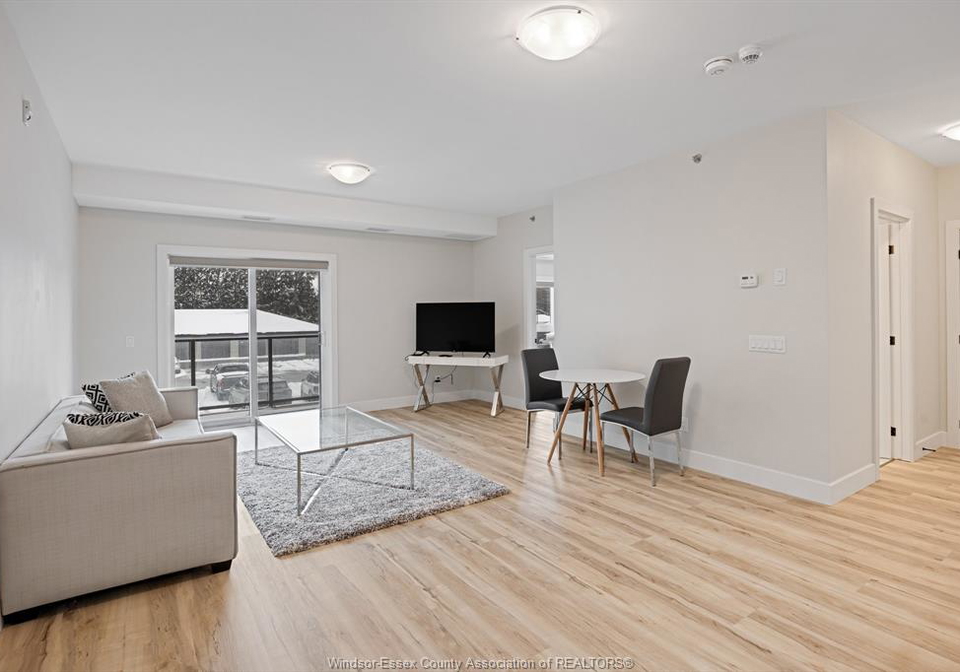 224-main-street-east-kingsville-ontario-26020764