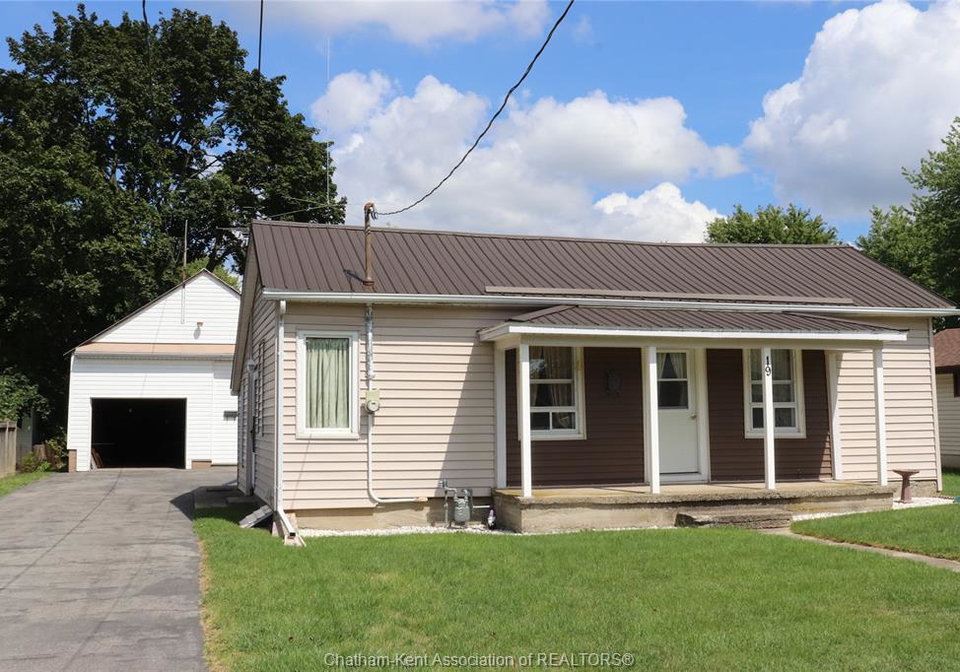 19-lumley-street-blenheim-ontario-26020770