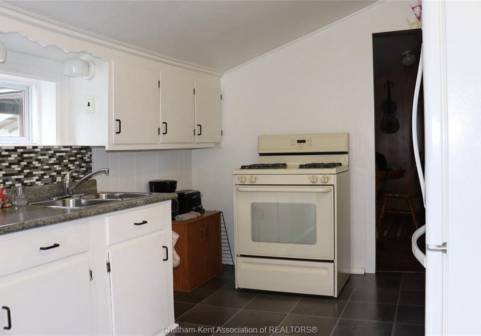19-lumley-street-blenheim-ontario-26020770