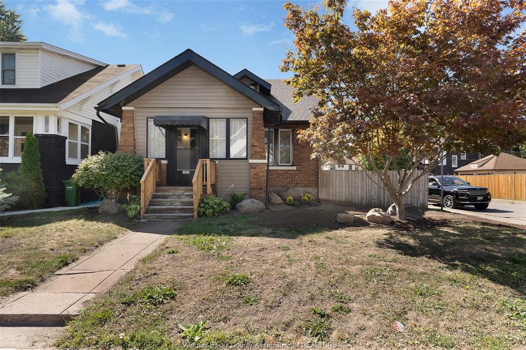 1605-dougall-avenue-windsor-ontario-26020782