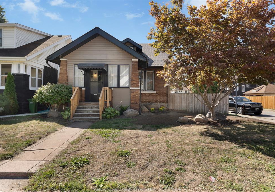 1605-dougall-avenue-windsor-ontario-26020782