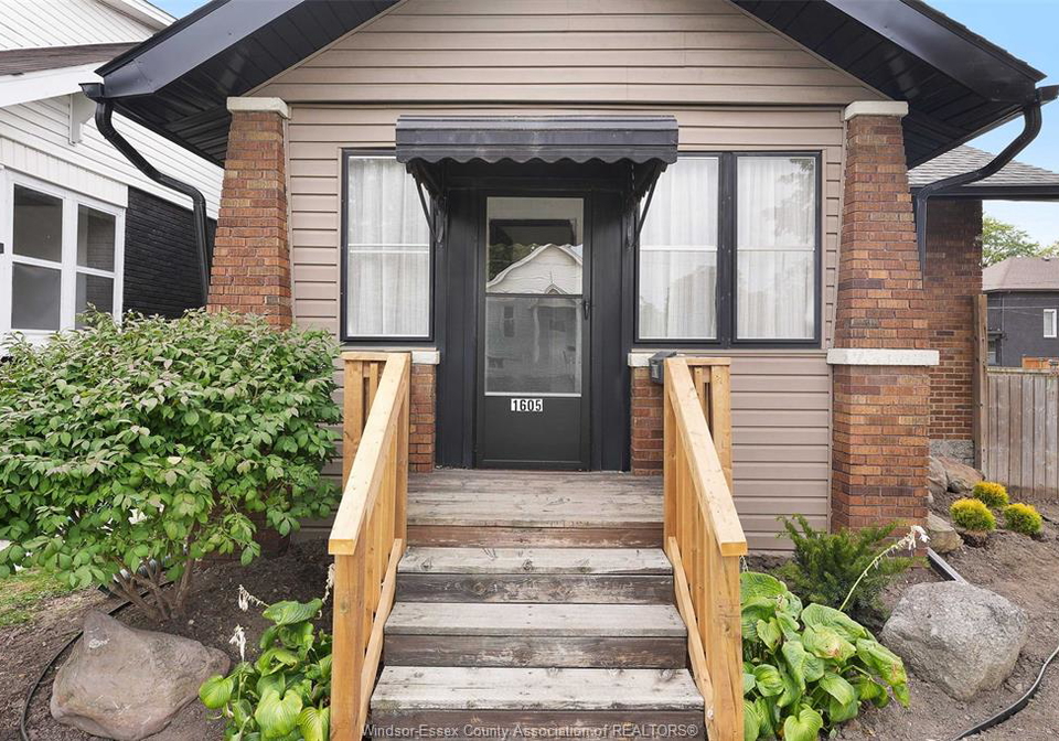 1605-dougall-avenue-windsor-ontario-26020782