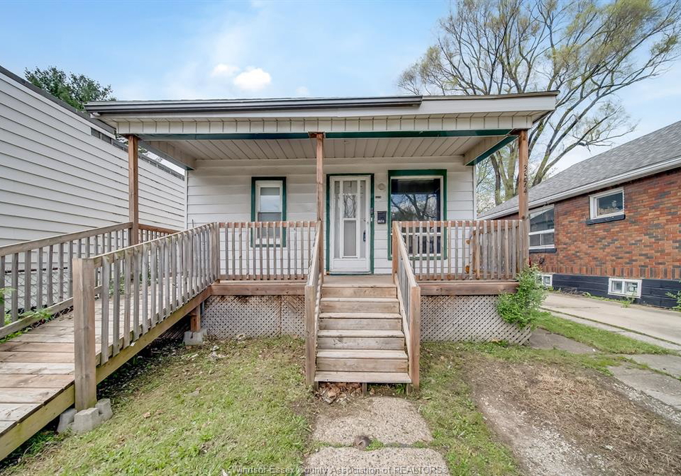 3574-bloomfield-rd-windsor-ontario-26020785