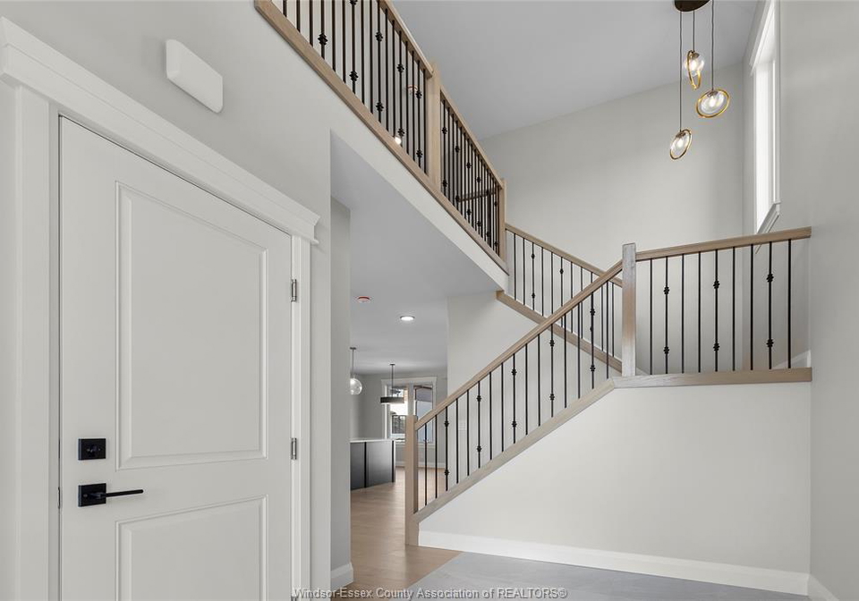 675-linden-lakeshore-ontario-26020790