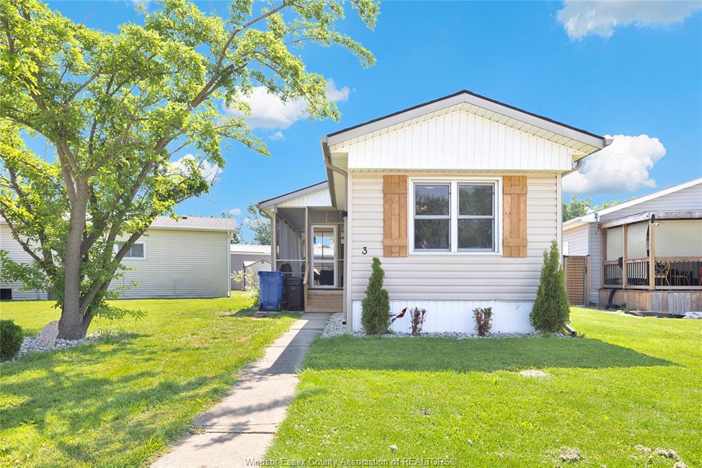 3-lilac-mcgregor-ontario-26020791