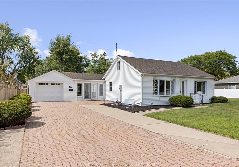265-laird-avenue-essex-ontario-26020809
