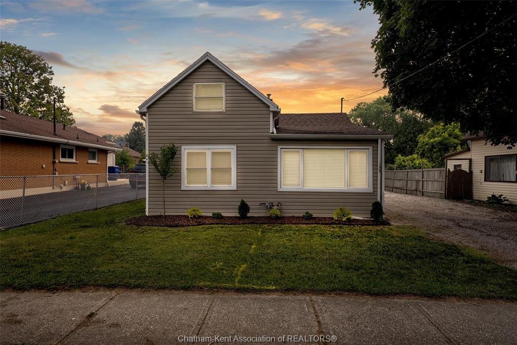133-woods-street-chatham-ontario-26020823