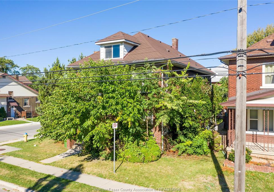 106-108-shepherd-street-east-windsor-ontario-26020834