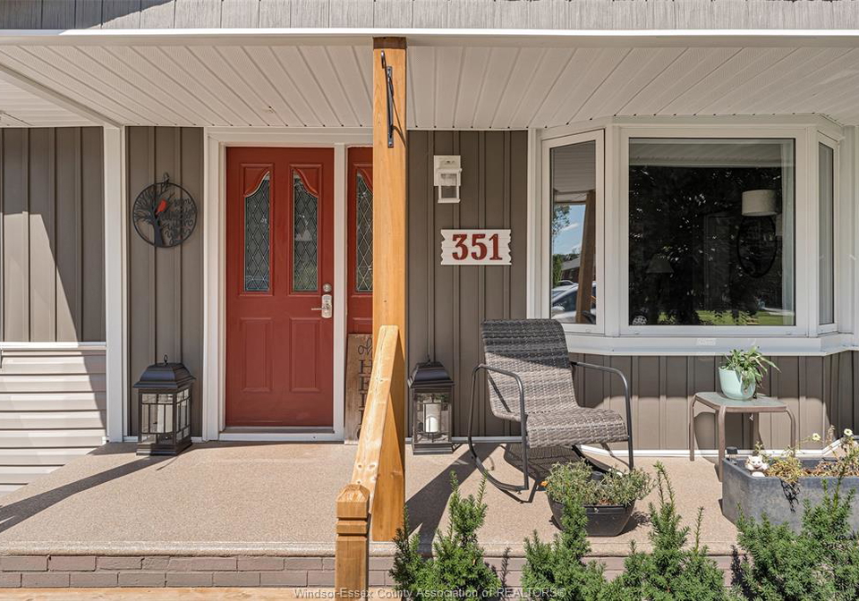 351-superior-street-lasalle-ontario-26020837