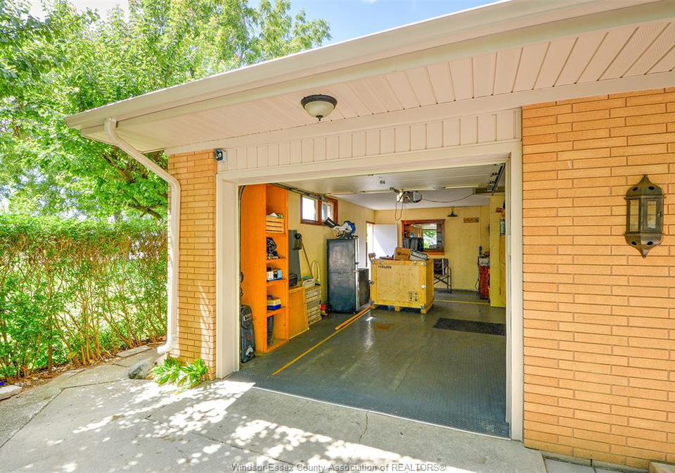 116-queens-avenue-leamington-ontario-26020845