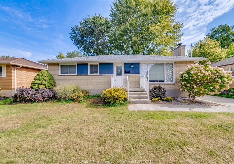 127-coverdale-street-chatham-ontario-26020846