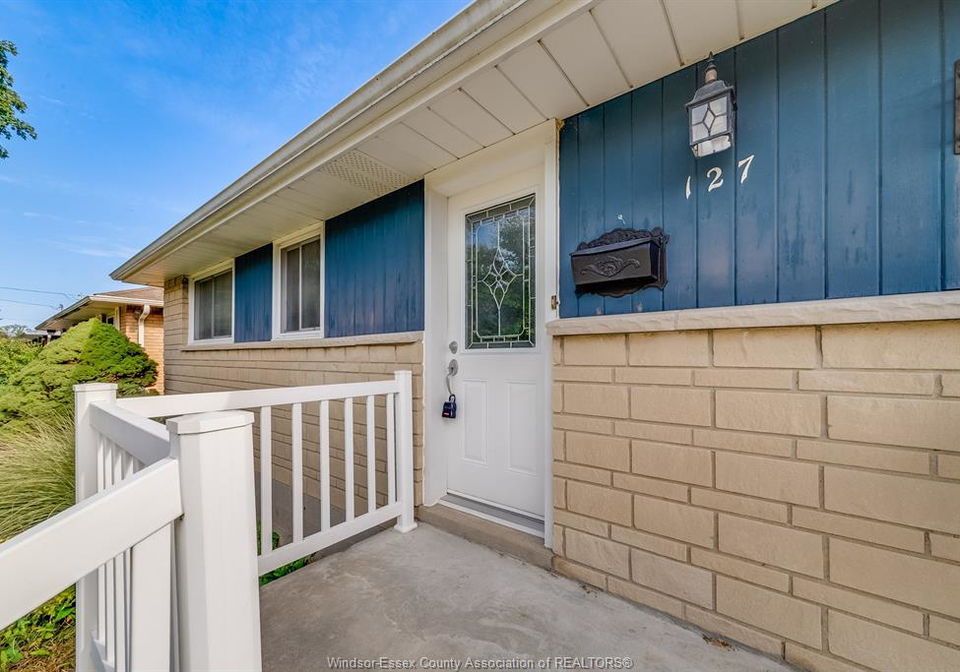127-coverdale-street-chatham-ontario-26020846