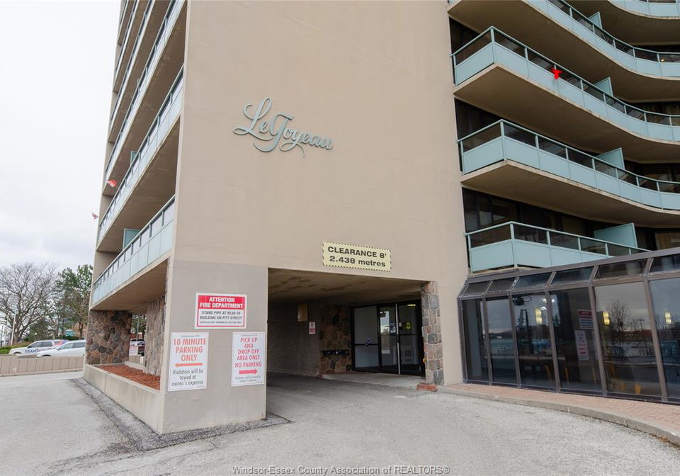 111-riverside-drive-windsor-ontario-26020849