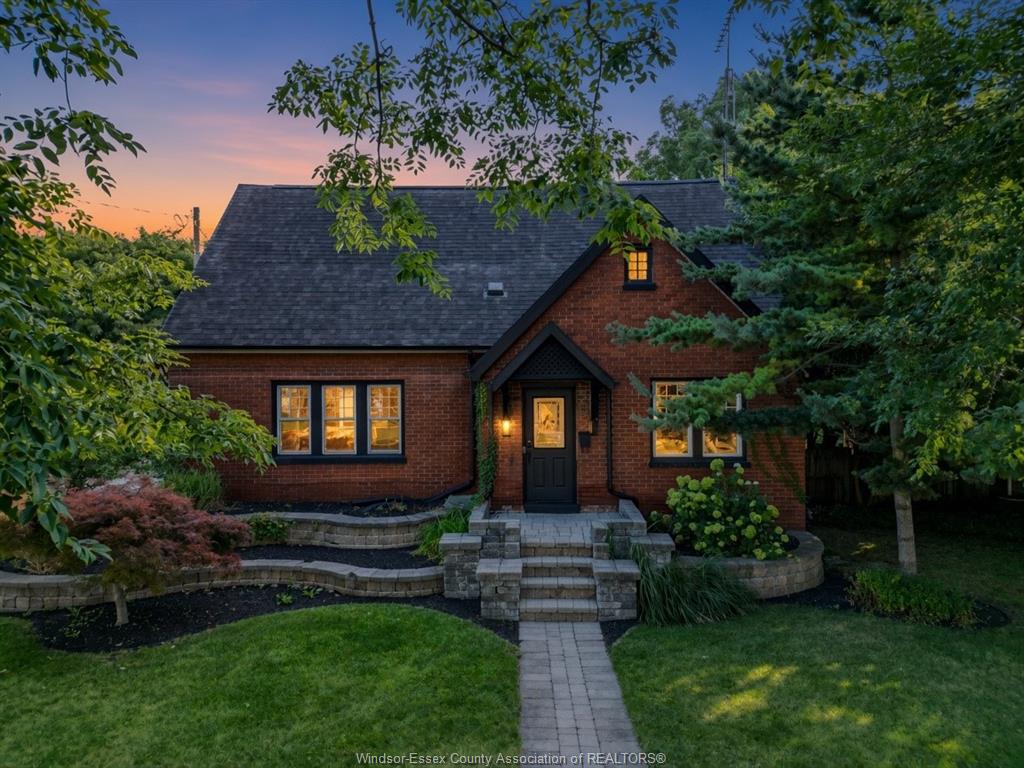 205-joseph-chatham-ontario-26020856