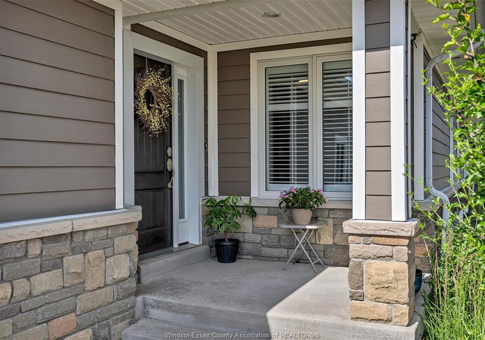 1172-alliance-street-lasalle-ontario-26020857