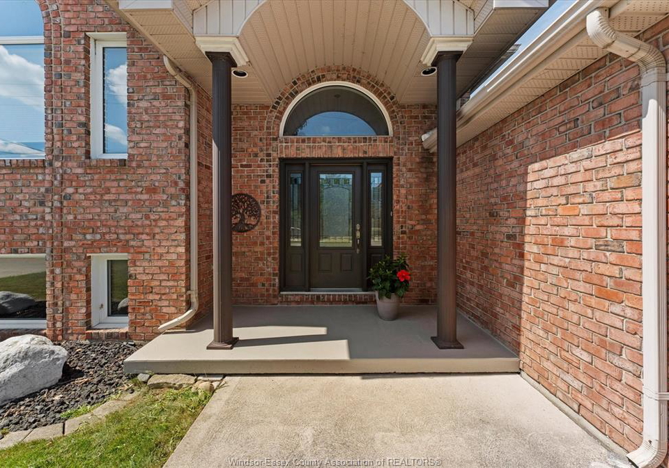 2295-lesperance-road-tecumseh-ontario-26020860