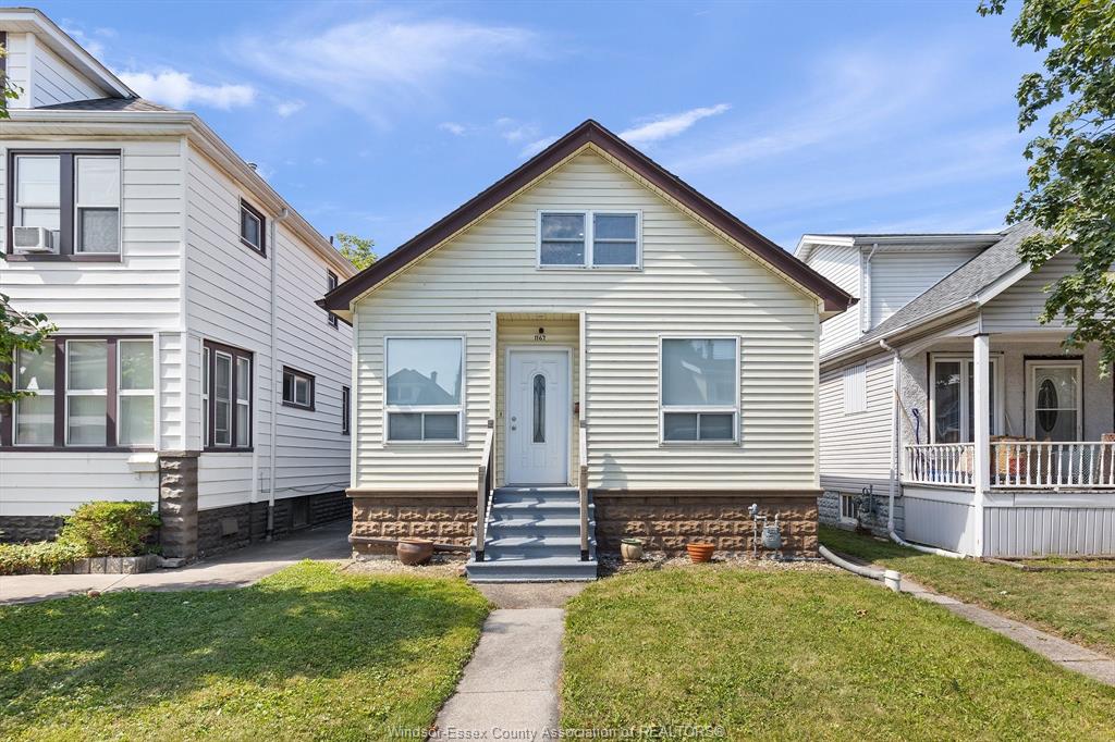 1167-pierre-avenue-windsor-ontario-26020866