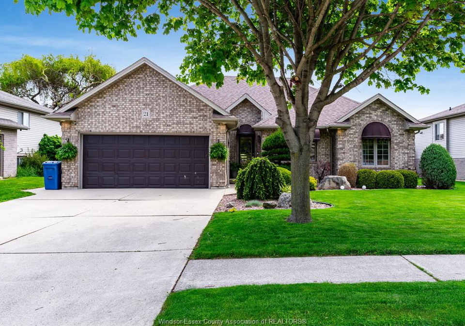 21-conservation-boulevard-kingsville-ontario-26020870