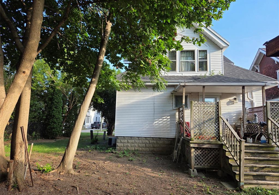 24-stanley-avenue-chatham-ontario-26020885