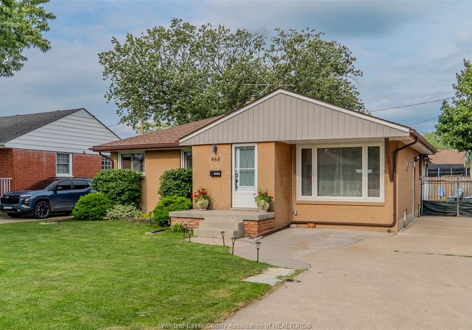 468-watson-avenue-windsor-ontario-26020889