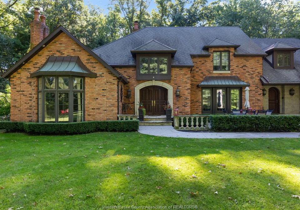 7550-matchett-lasalle-ontario-26020891