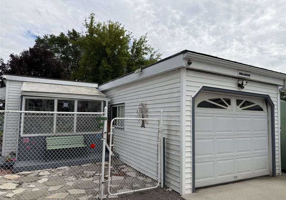 655-duke-street-wallaceburg-ontario-26020898