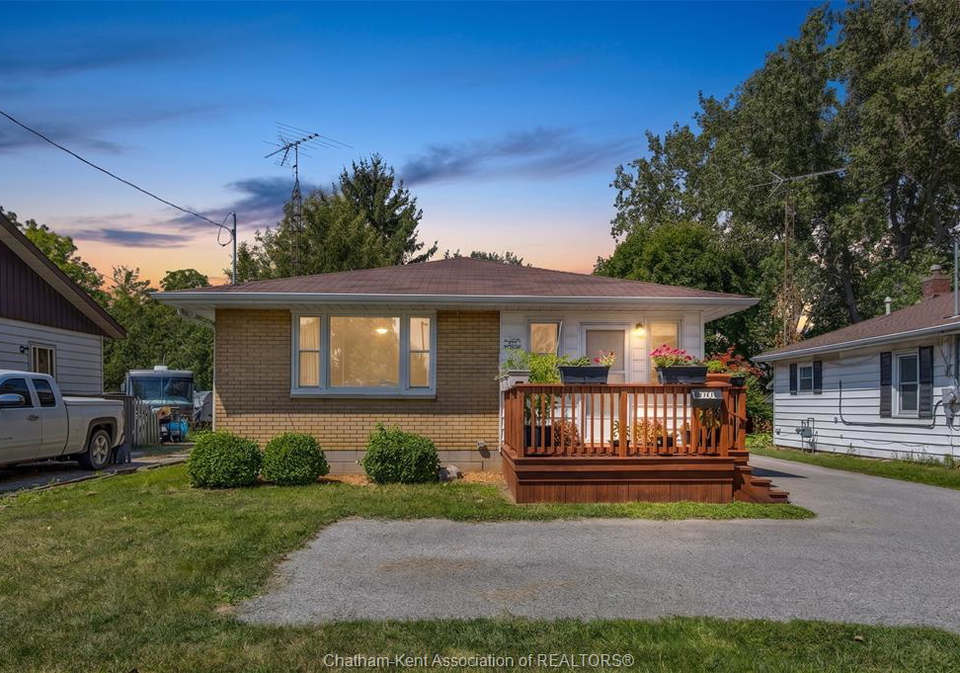 577-park-avenue-west-chatham-ontario-26020900