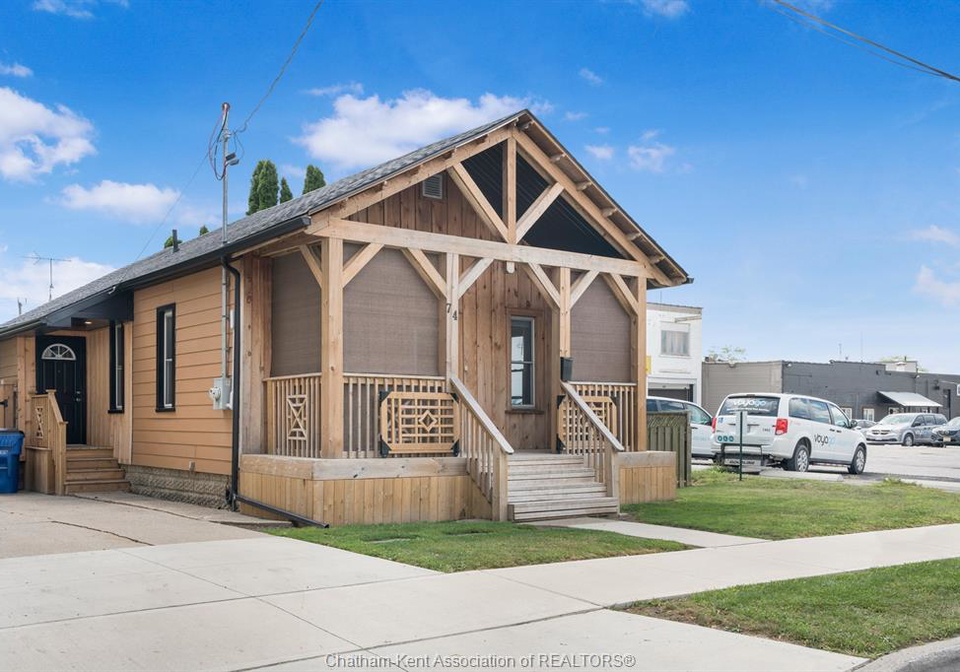74-barthe-street-chatham-ontario-26020914