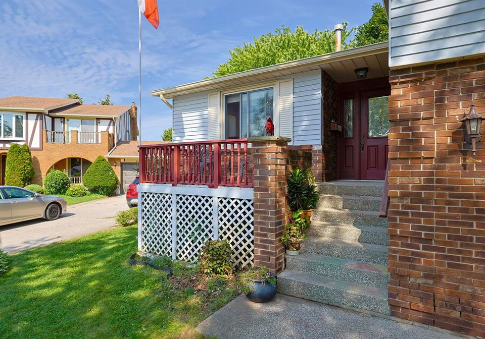 1278-andrew-court-sarnia-ontario-26020919