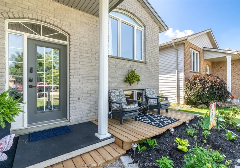 267-greenfield-lane-chatham-ontario-26020921