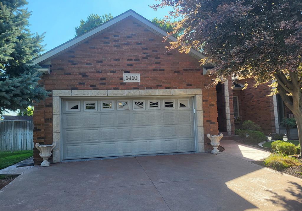1410-poisson-street-tecumseh-ontario-26020929