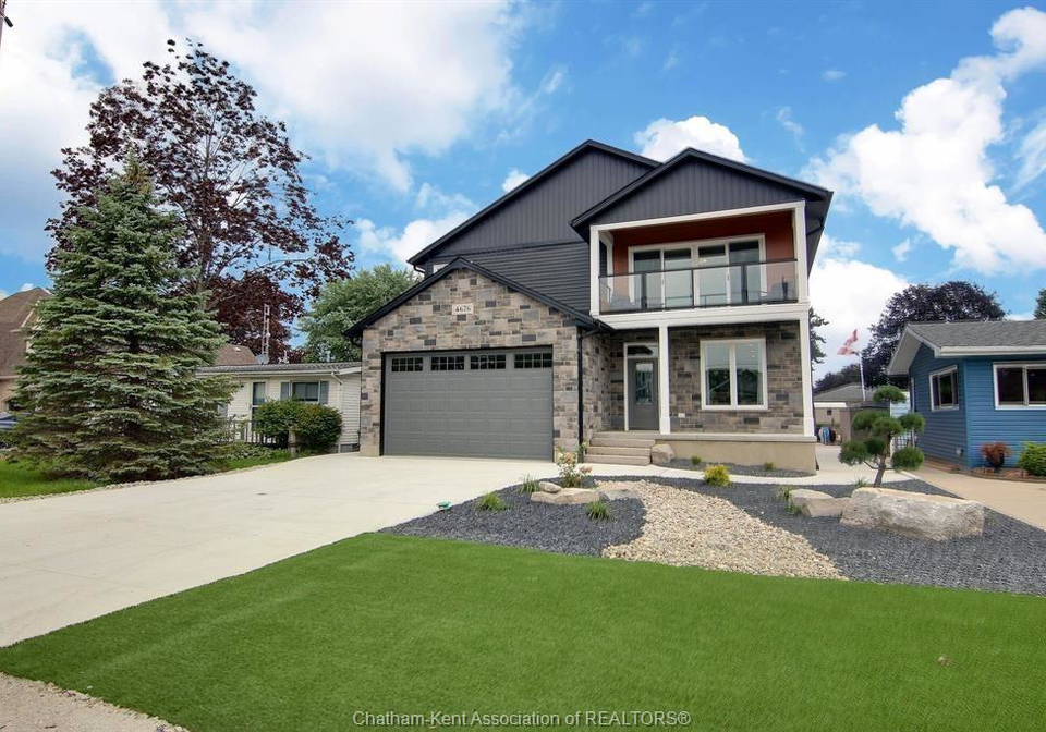 4676-riverside-drive-port-lambton-ontario-26020934