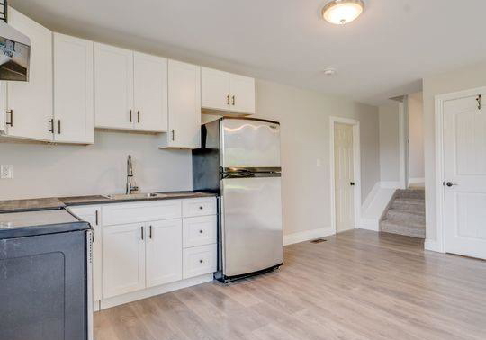 1081-raymo-road-windsor-ontario-26020936