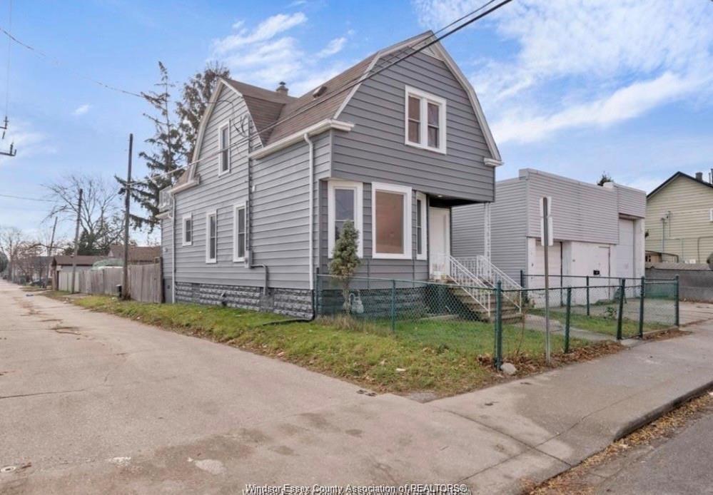 637-tuscarora-windsor-ontario-26020939