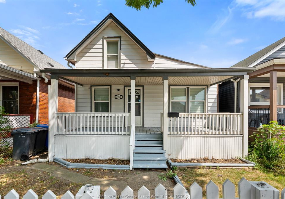 1074-hickory-road-windsor-ontario-26020948
