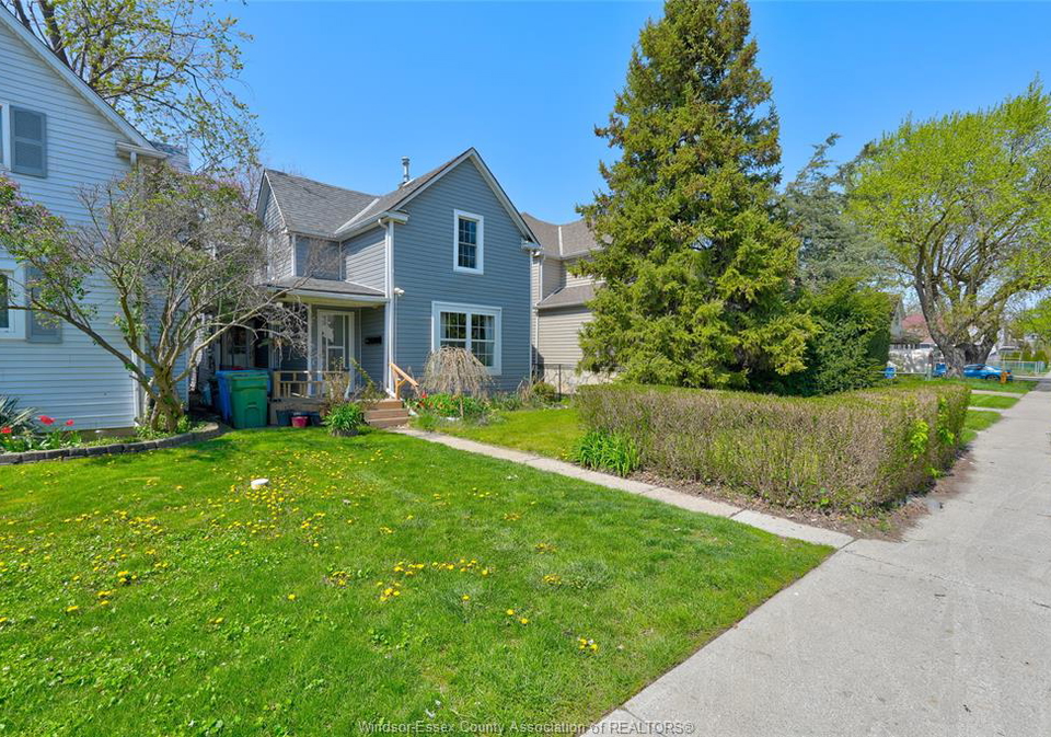 1021-wellington-avenue-windsor-ontario-26020950