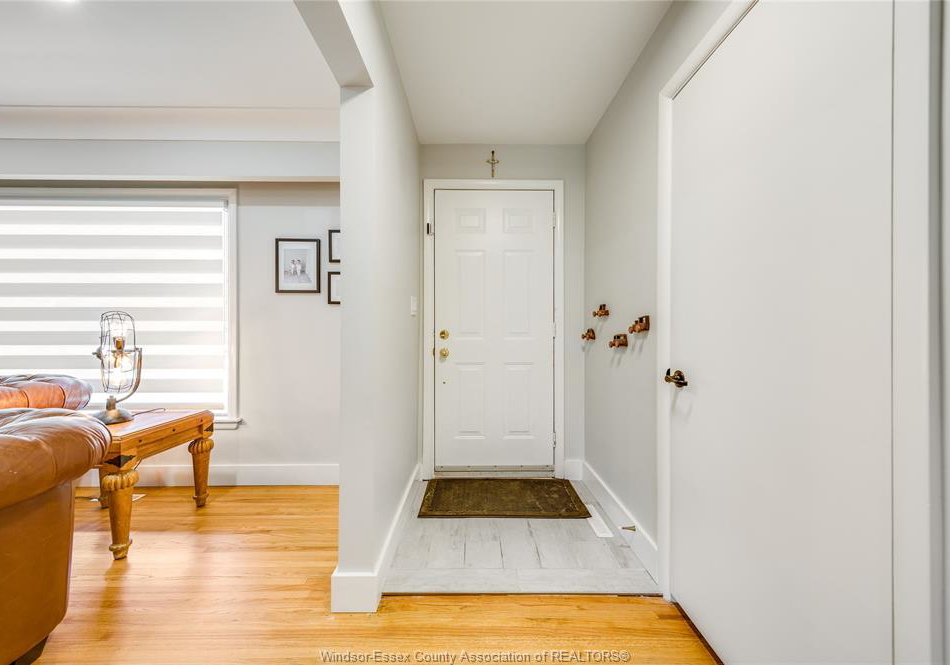 2777-rockwell-boulevard-windsor-ontario-26020951