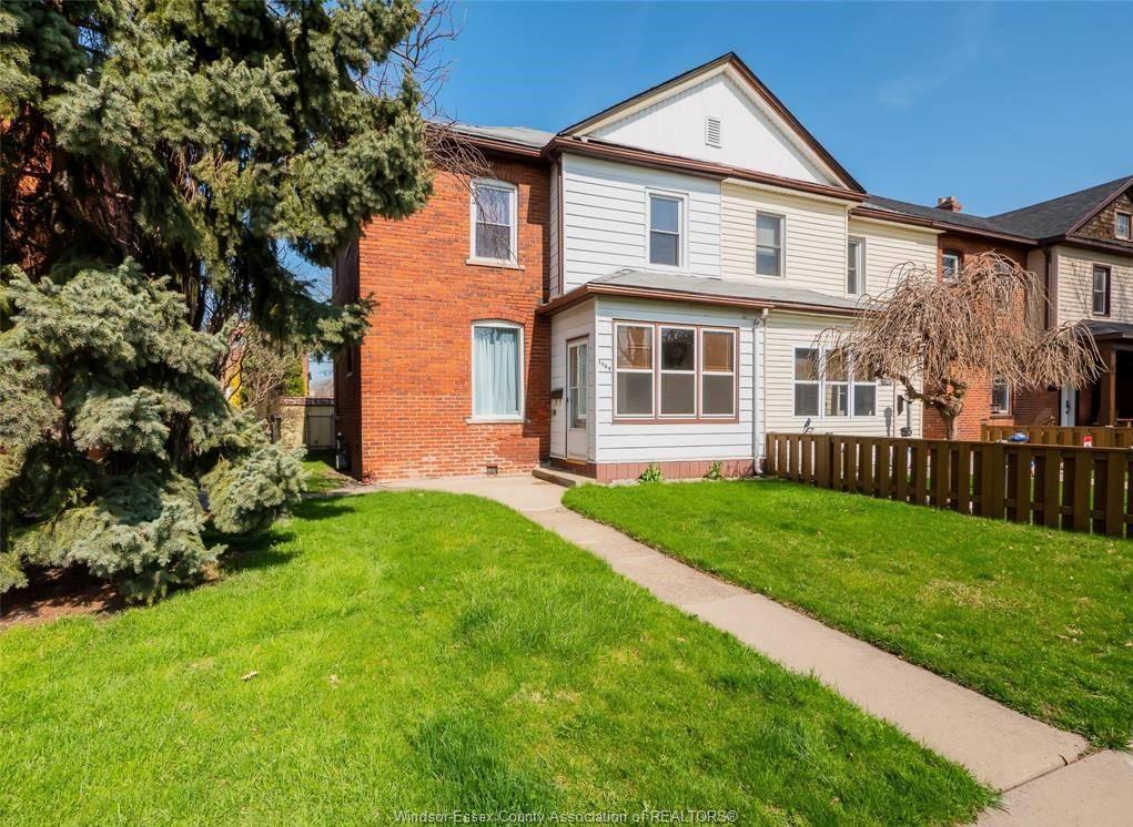 1064-monmouth-windsor-ontario-26020953