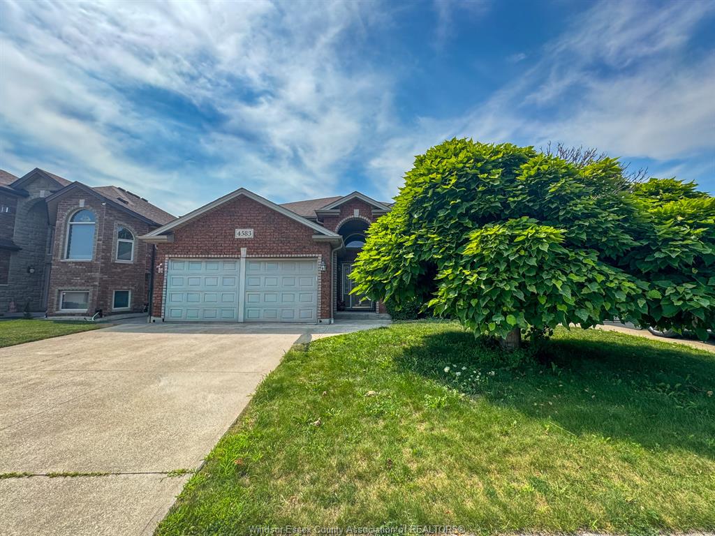 4583-helsinki-windsor-ontario-26020974