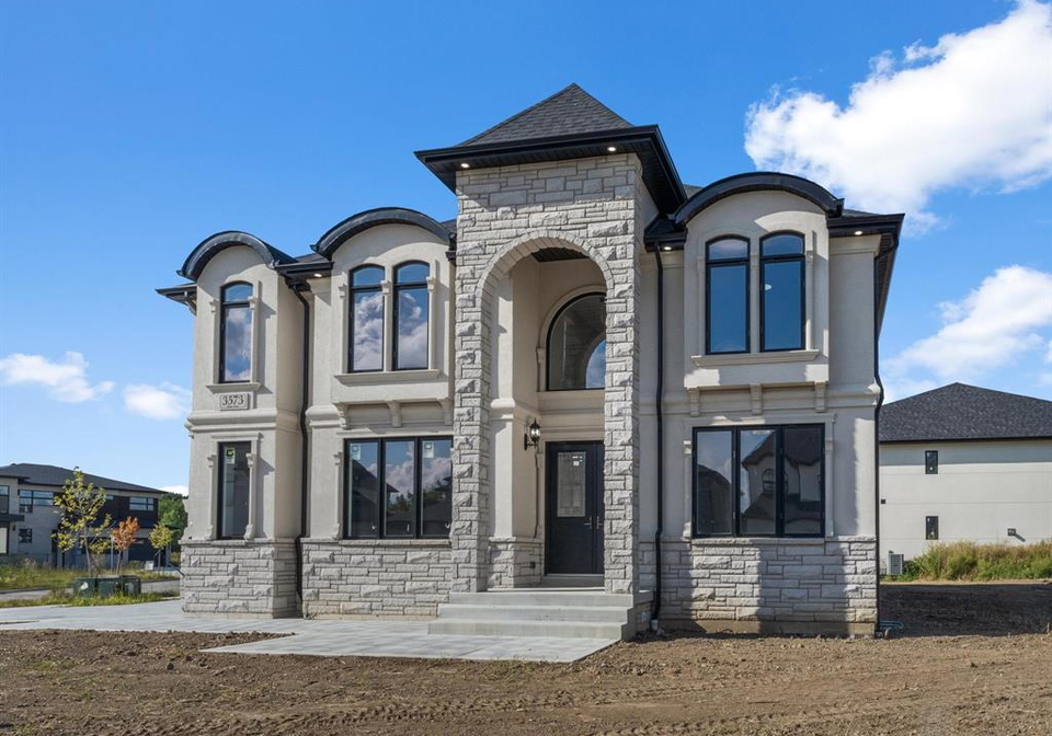 3553-fiorina-lasalle-ontario-26020987