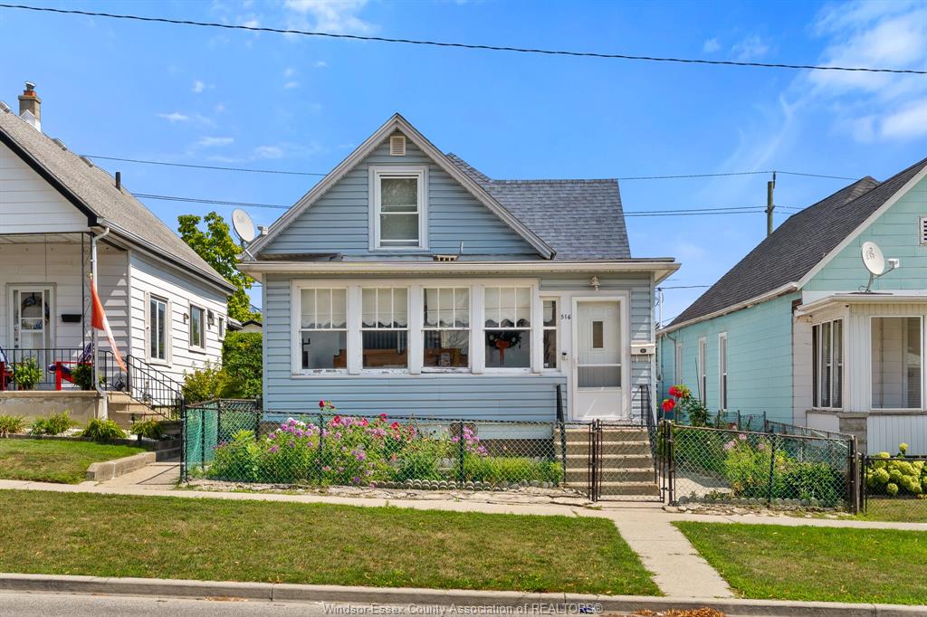 516-langlois-windsor-ontario-26020994