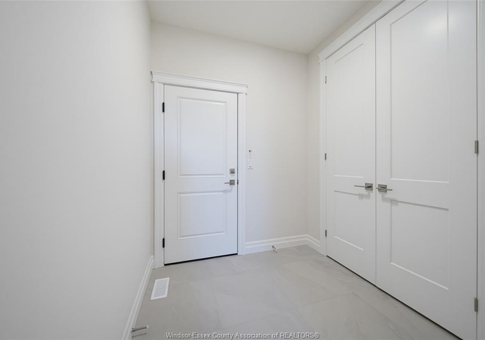 267-joan-flood-essex-ontario-26020998