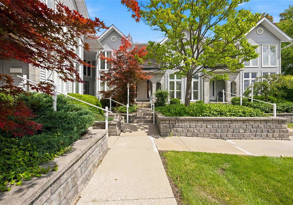 1730-murphy-road-sarnia-ontario-26020999