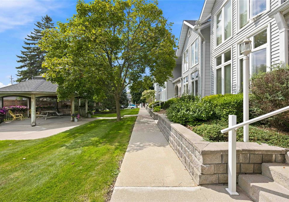1730-murphy-road-sarnia-ontario-26020999